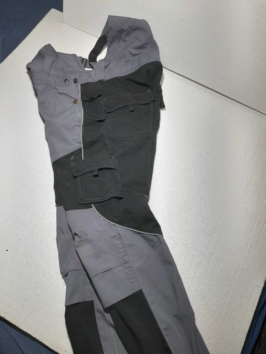 Pantaloni cu bretele marca  Arte fix Germany nr 52