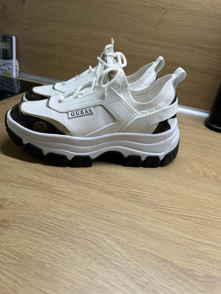 Guess сникърси braydin