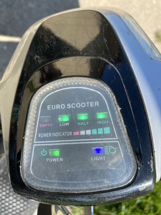Scuter electric 2000w baterie 67v 30A