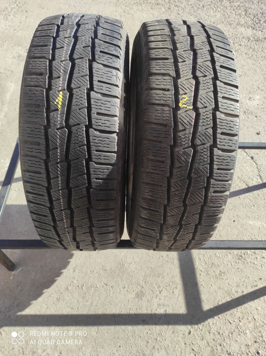 Vând 4 anvelope m+s 215/60r17 C MICHELIN