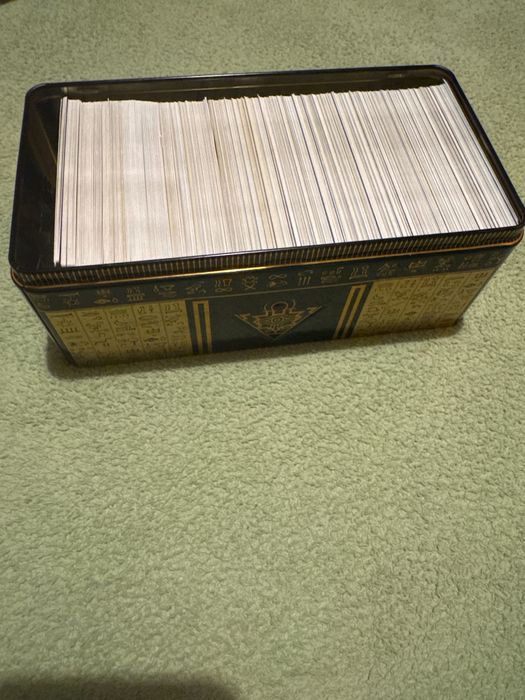 Продавам ново оригинални Югио карти на добра цена