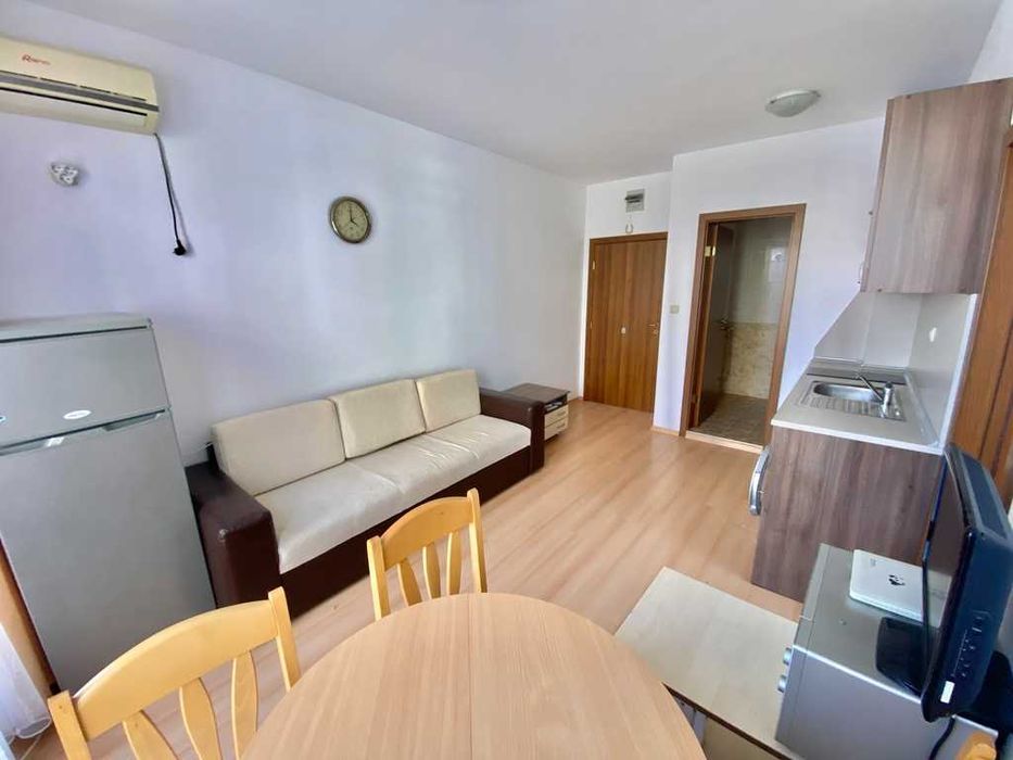 Продава се Двустаен апартамент в к.к. Слънчев бряг - 42 кв.м за 1060 €/кв.м - Снимка #1