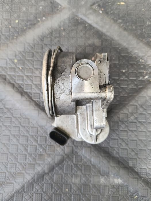 Дросел клапа за AUDI VW 1.9 2.0 TDI (2004 - 2008)