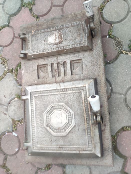 ușa sobă stare foarte buna