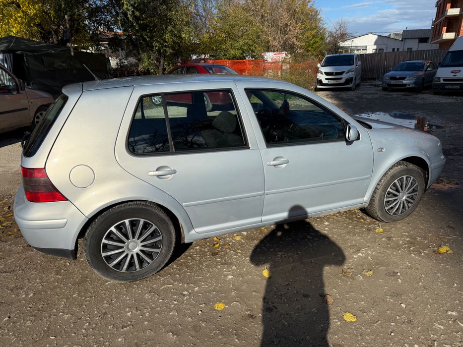 Продавам Голф 4 1,9тди