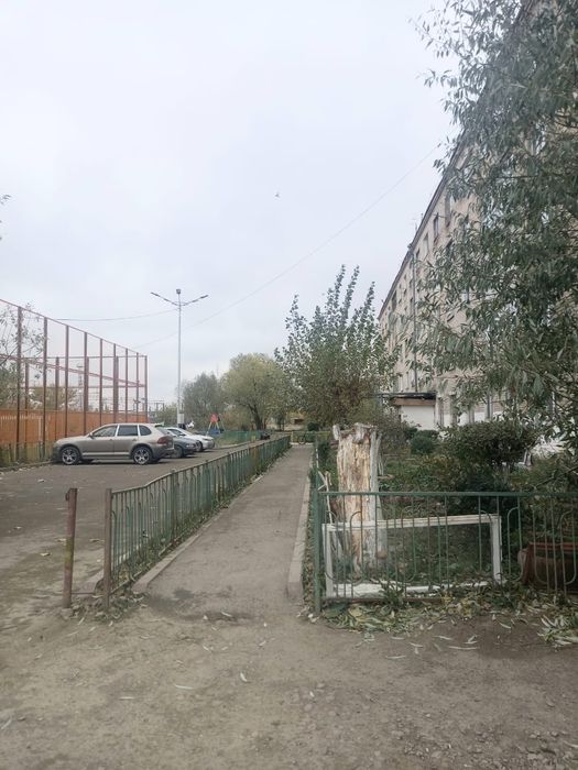 Продам комнату 18кв.м в р-не автовокзала, р-н 12 школы