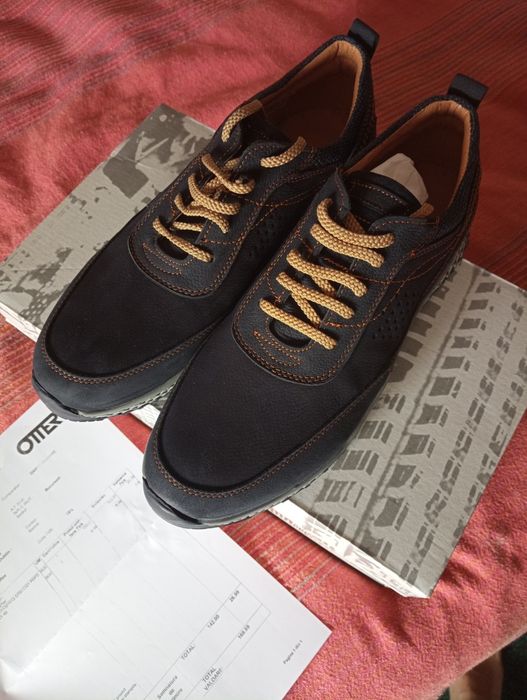 Adidasi piele Nabuc noi