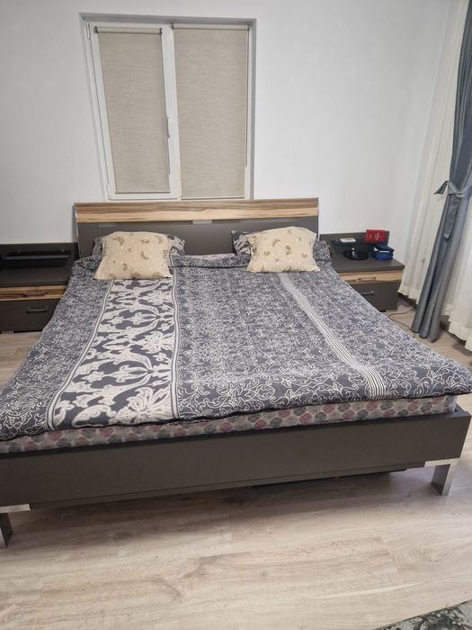 Dormitor (noptiere si comoda)