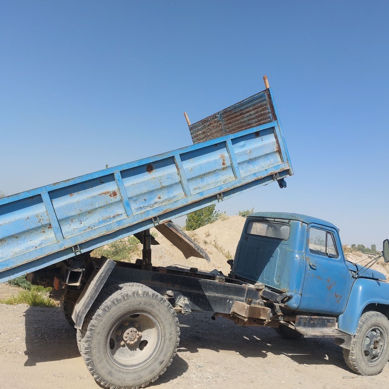 Samasvol Gaz 53 mashinasi