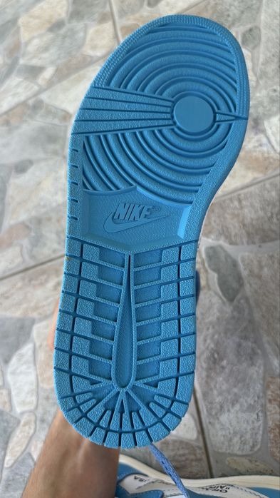Adidasi Nike Jordan 1 High Off-White UNC Noi
