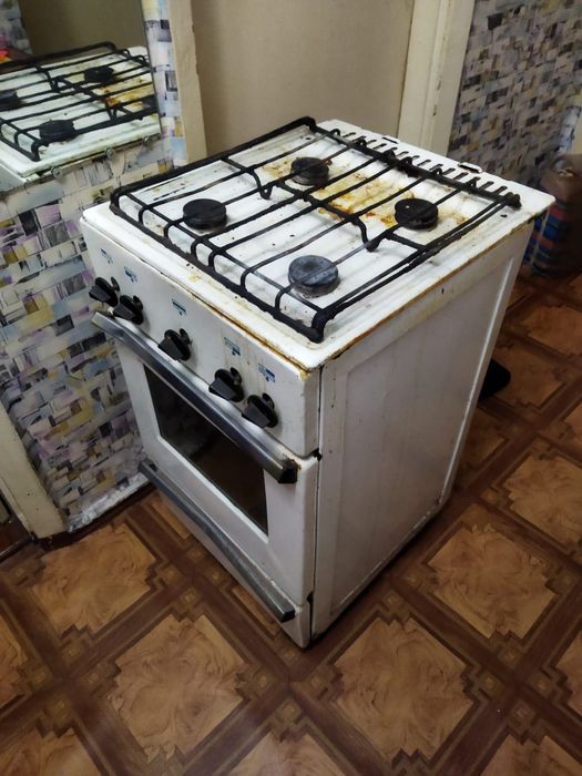 Продается газовая плита