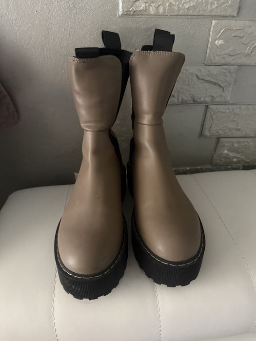 Уникални дамски боти