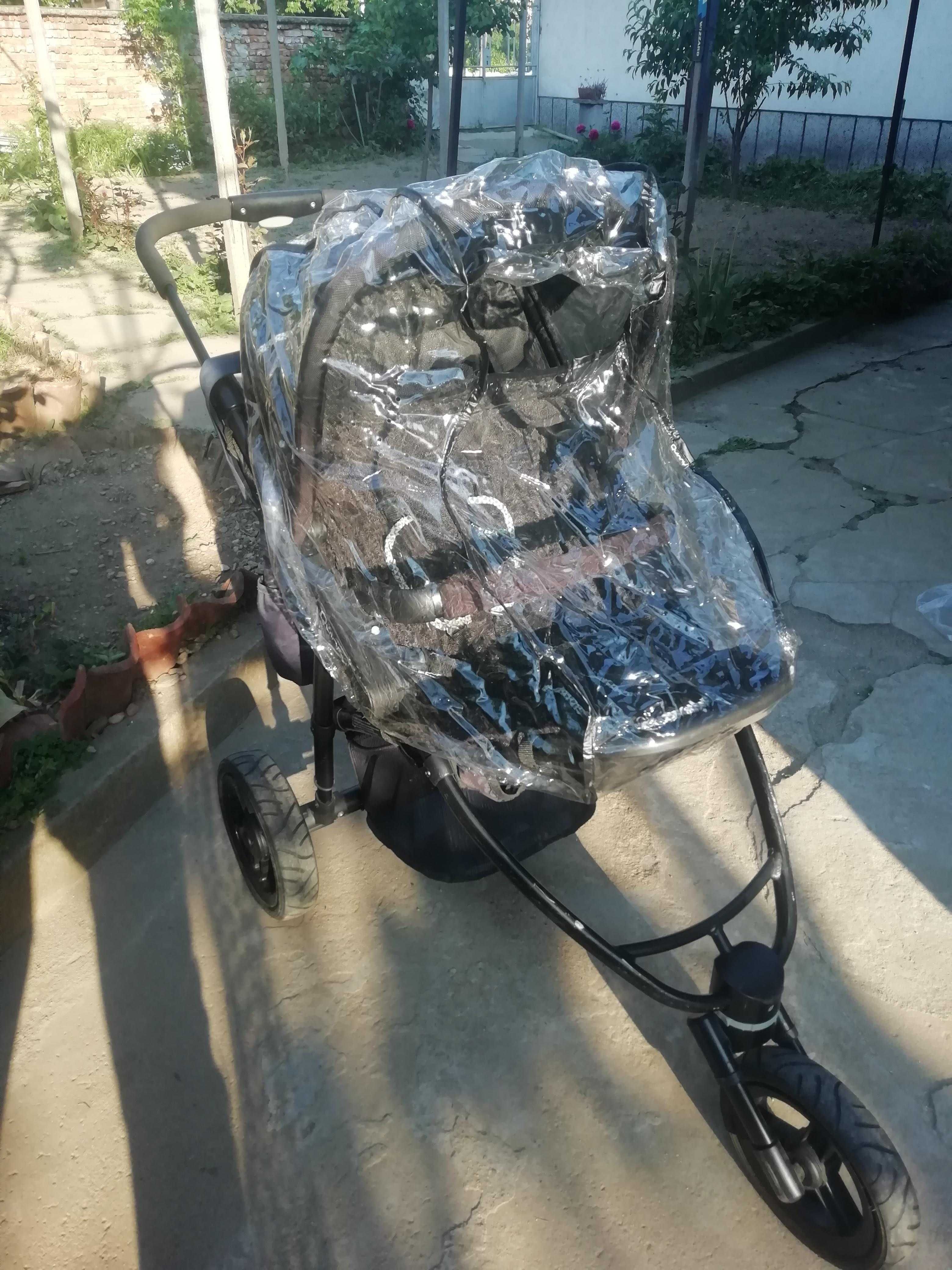 Детска количка Quinny Speedi + кош Dreami + чанта + стойка за чадър