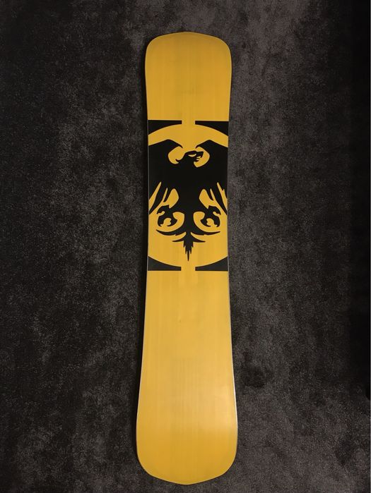 Сноуборд Never summer