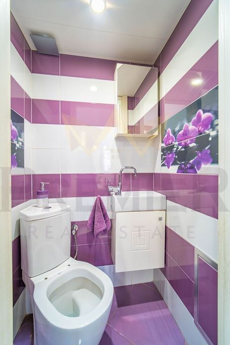 Продава се Тристаен апартамент в Варна, Център - 84 кв.м за 2596 €/кв.м - Снимка #12