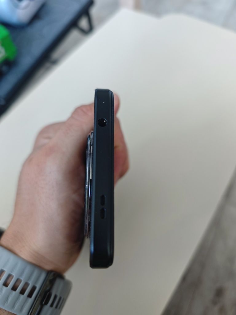 Redmi A3 64gb/3GB Ram