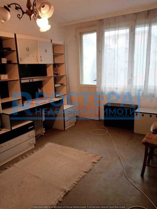 Район Пазара ! Четиристаен Тухлен Апартамент!