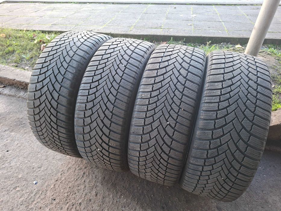 225/45 R19 Bridgestone DOT23