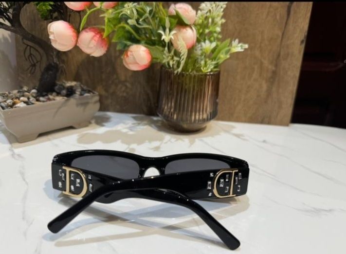 Ochelari de soare Christian Dior damă. Cea mai înaltă calitate.