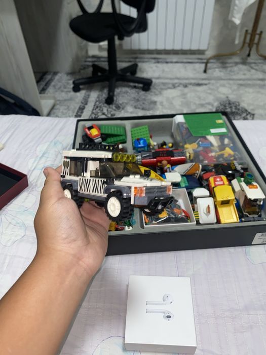 Лего оочень много, в идеальном состоянии