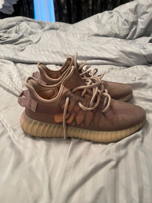 YEEZY Boost V2 Mono Mist