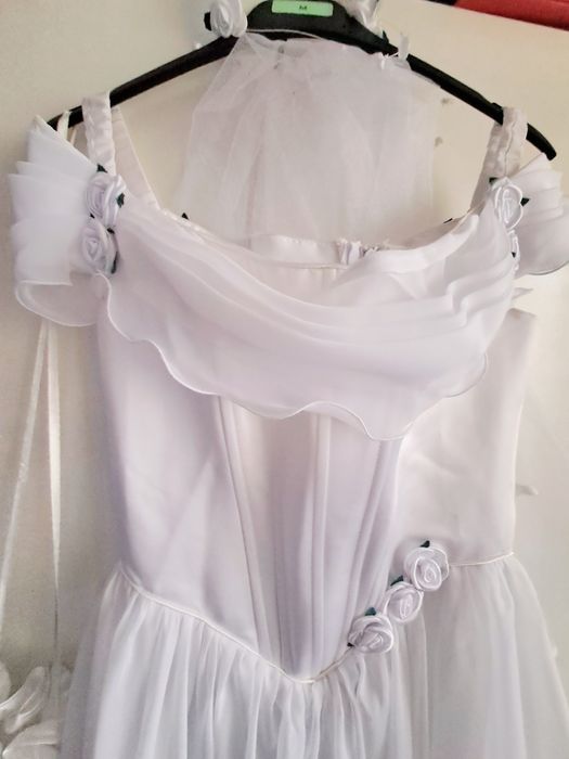 Vând rochie de mireasă