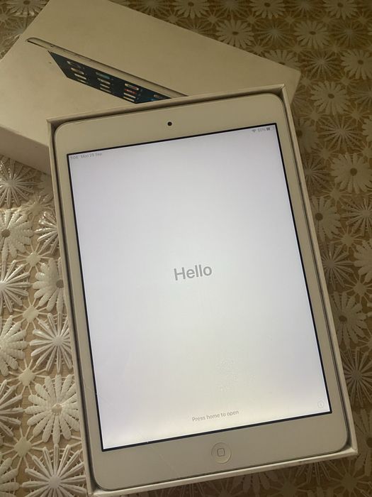 Ipad mini изключително запазен