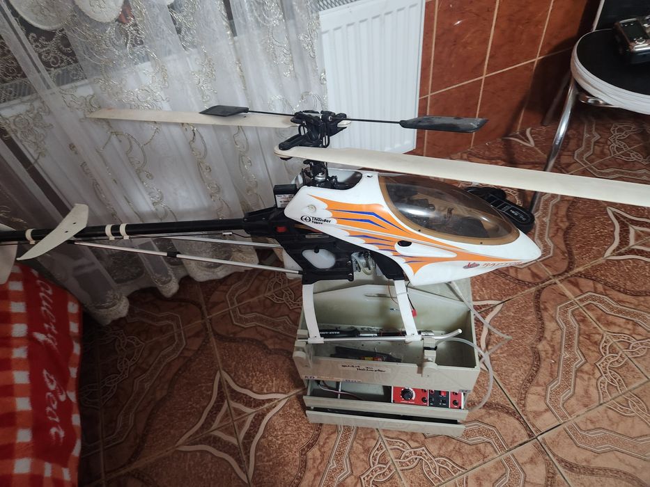 Vand sau schimb Heli thunder tiger raptor 30 v2