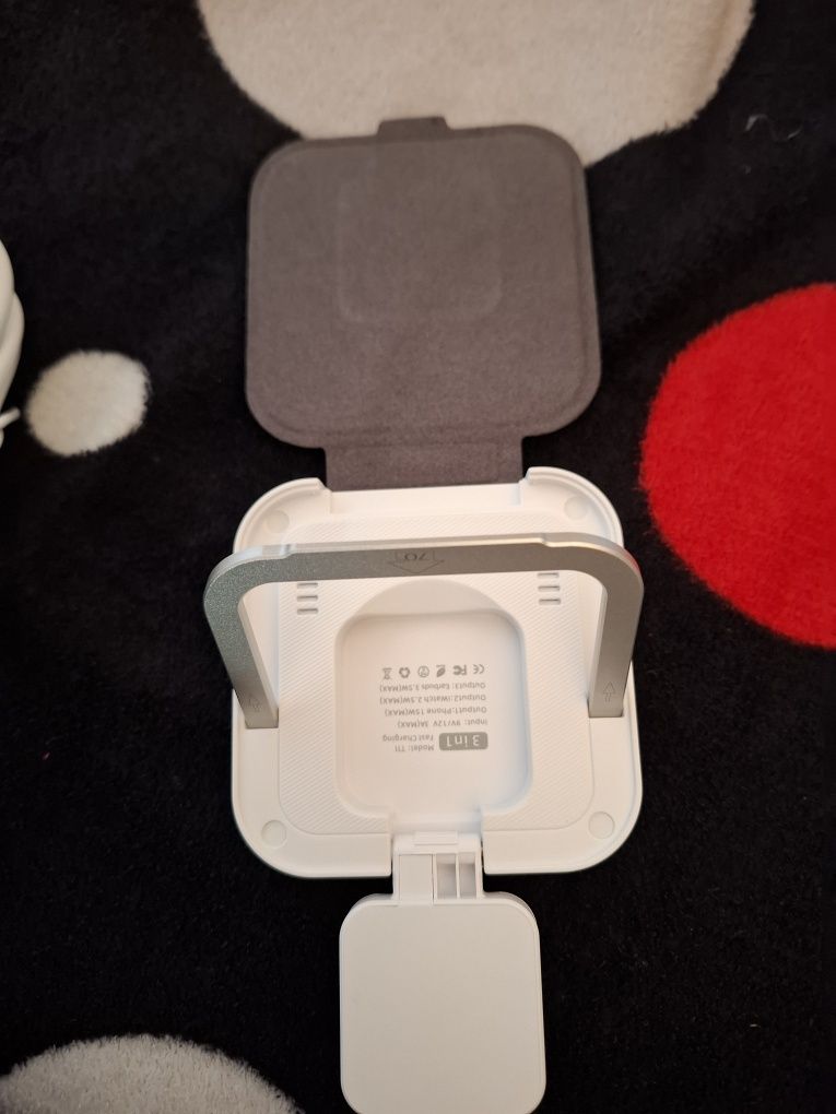 Vand incarcator wireless MagSafe pentru dispozitivele apple