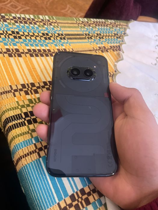 Nothing 2 a  128 gb 8 gb ram