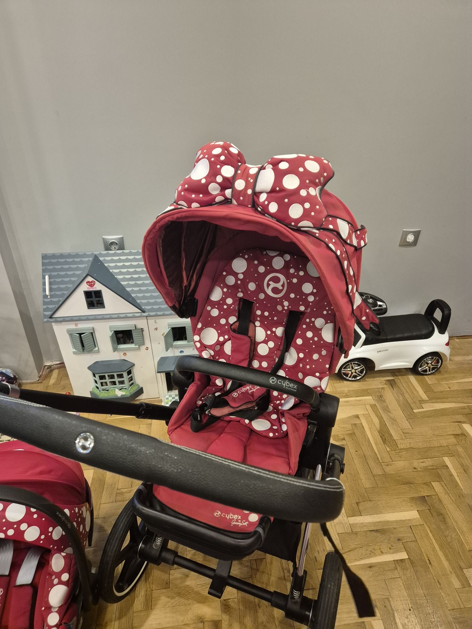 Количка Cybex Platinum by Jeremy Scott »Petticoat«