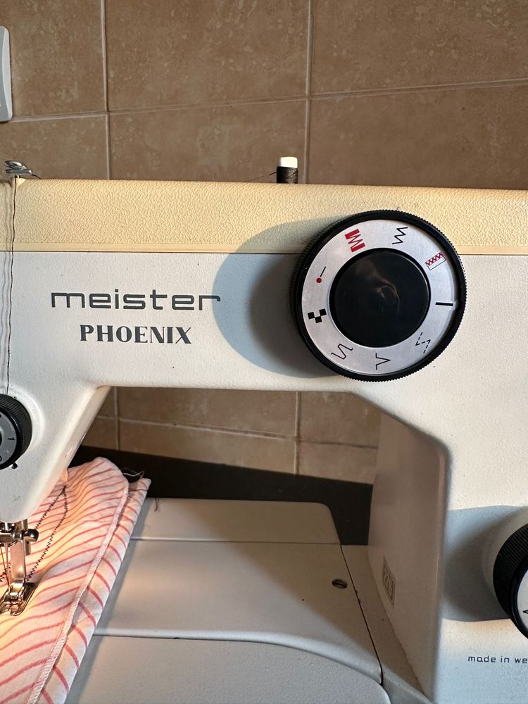 Mașină de cusut Meister Phoenix