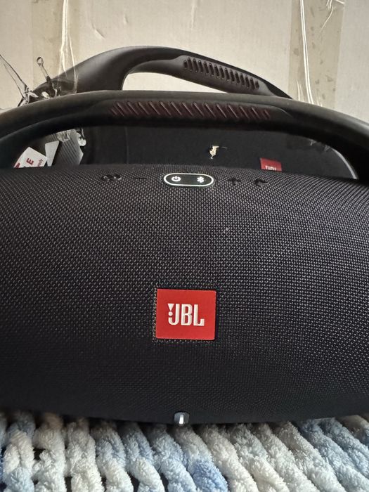 Jbl boombox 2 не bose bang olufsen sony philips shake harman