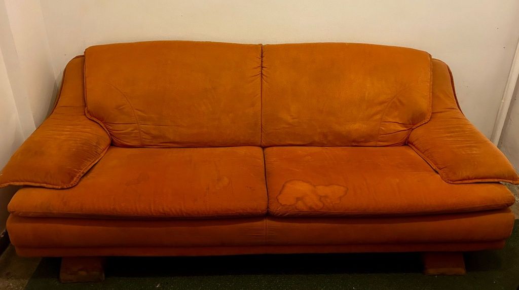 Vand mobilier second hand lichidare magazin