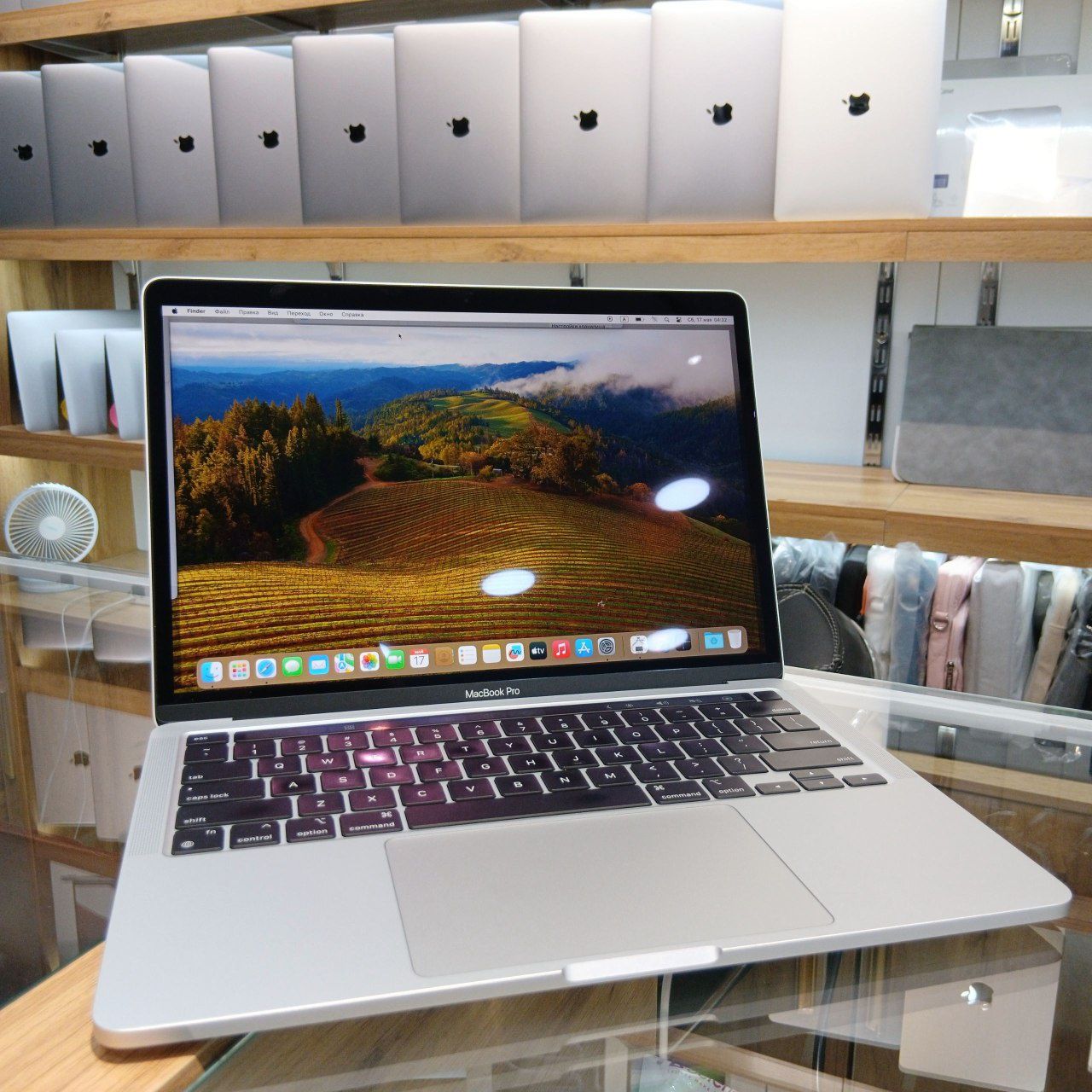 MacBook Pro M1  .