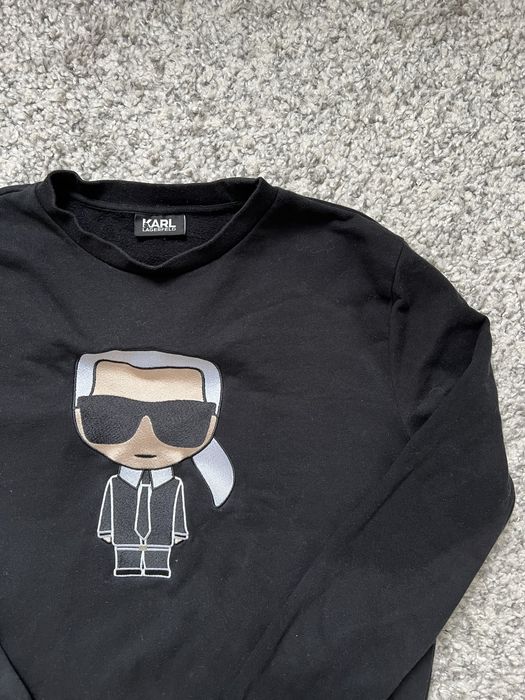 Vând bluza Karl Lagerfeld