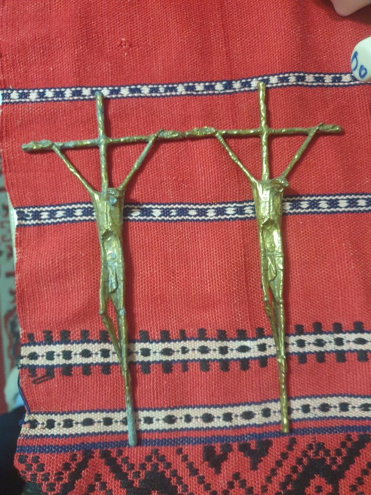 Crucifix/Cruce metalică
