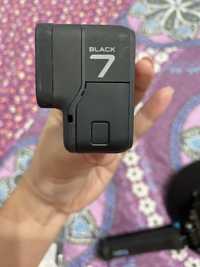 Продам экшн камеру GoPro 7 black