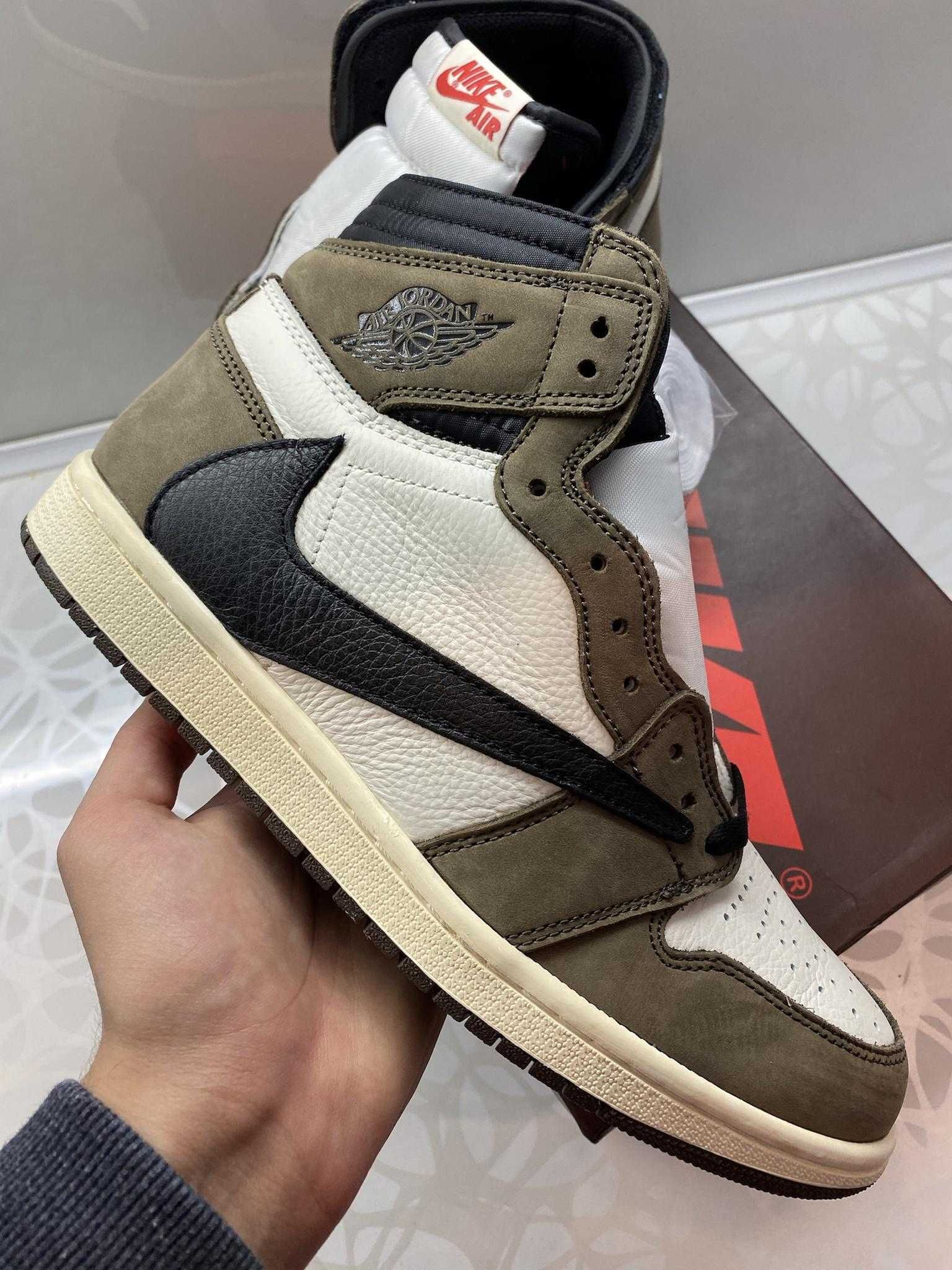 Nike Air Jordan 1 "Travis Scott" Мъжки/Дамски Кецове+ Кутия