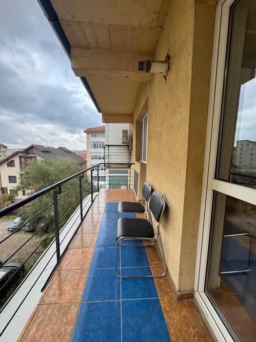 Decomandată, Craiovița, liberă, spațioasă, zonă bună