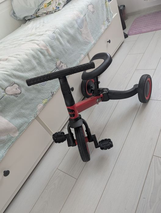 Tricicleta transformabila in bicicleta, Red&Black, Fillikid
2in1 funct