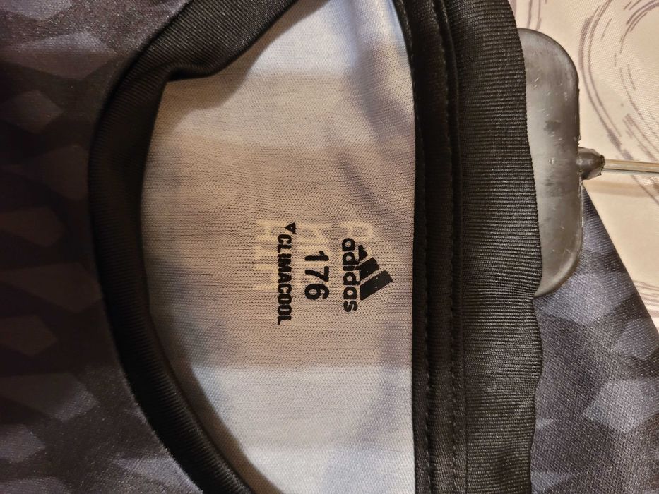 Vand tricou baieti, Adidas marimea 176, climacool