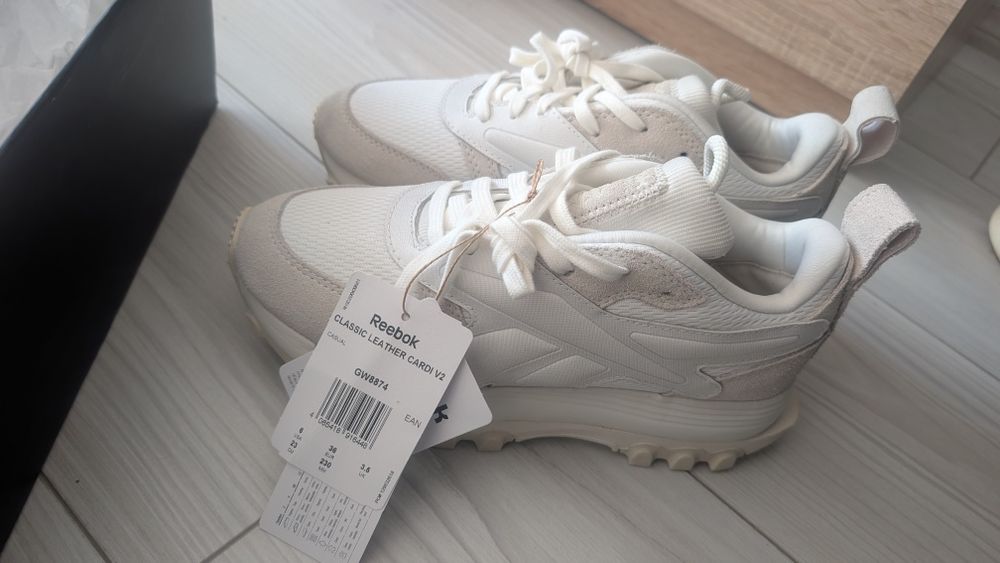 Reebok Cardi B маратонки