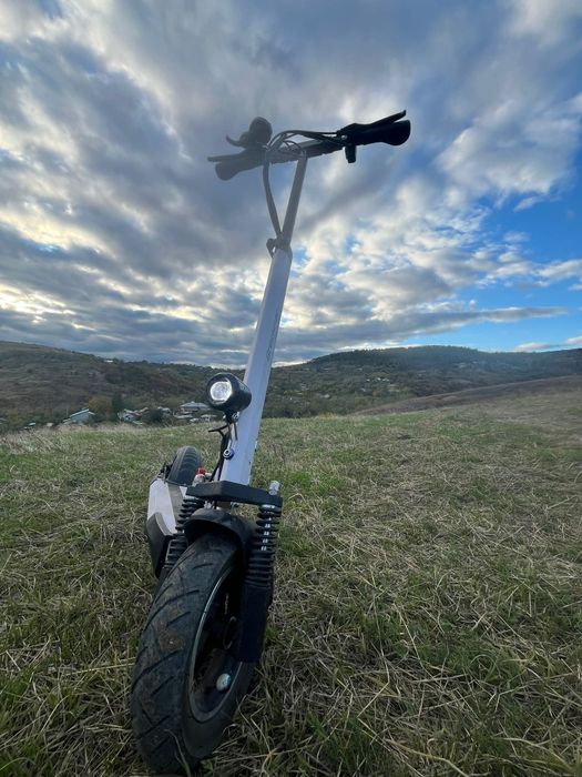 Vând trotinetă electrică brekener germany