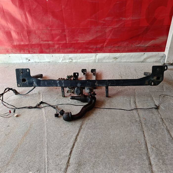 Теглич за ауди а6