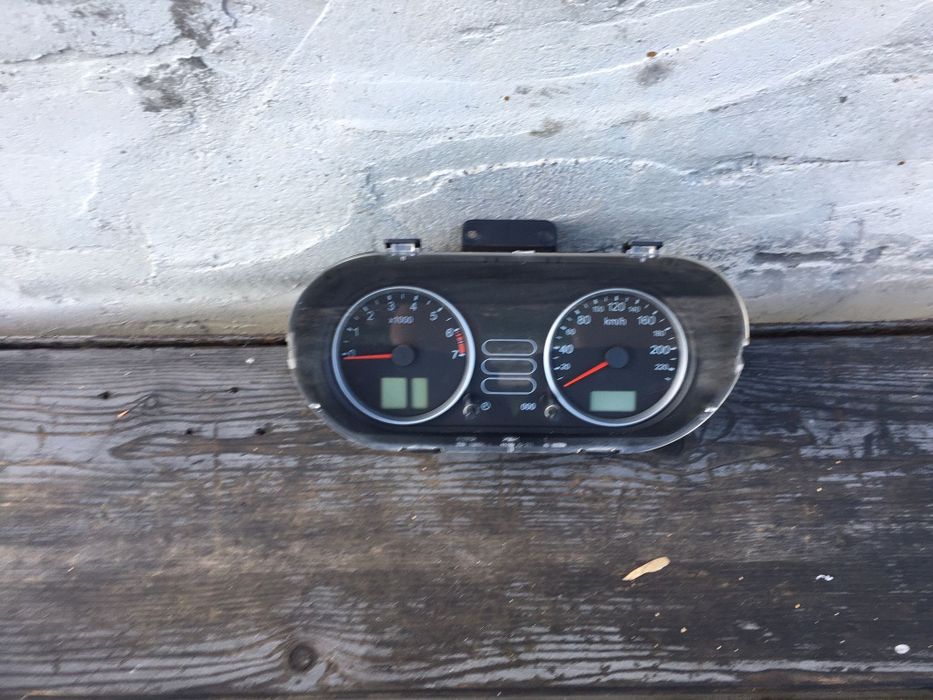 Ceas Ceasuri Bord Ford Fiesta Mk 5 Benzina