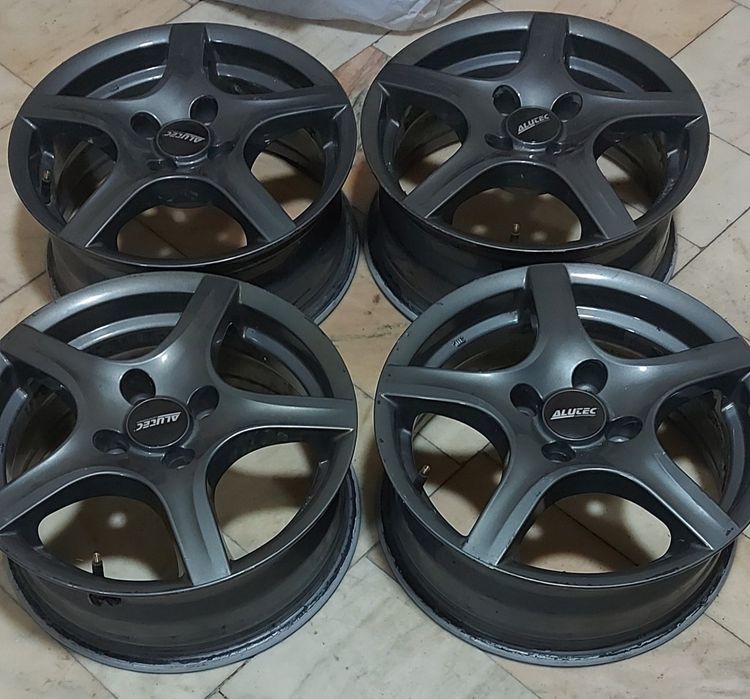 Jante 4x108 r15 fără suduri lovituri