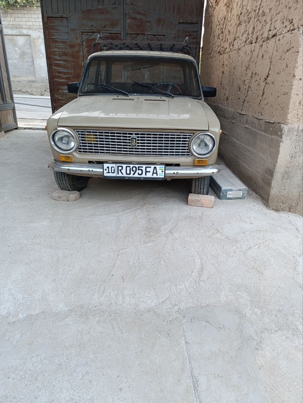 Jiguli Lada vaz 21011