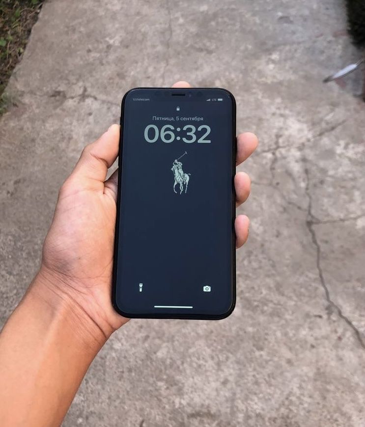 Iphone Xr sotiladi srocna