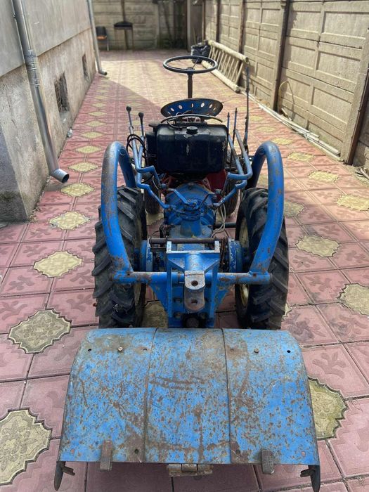 Vând motocultor Bertolini 21cp  în stare perfectă de funcționare